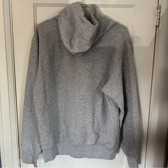 UCLA hoodie- campus store - Picture 2 of 4